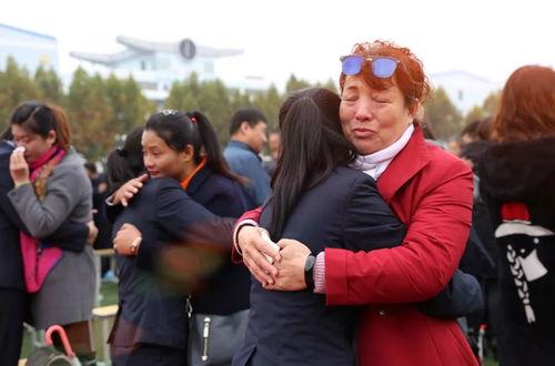 成人礼感人落泪视频,成长感悟触动心灵